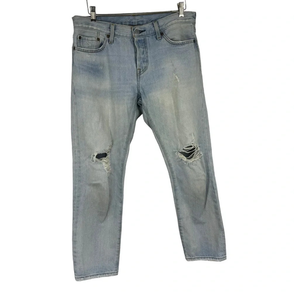 Levi’s 501 distressed light wash jeans soft 27 x 32